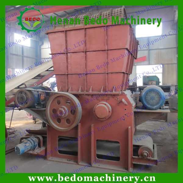 Wood Chipper Machine 235HP Main Power 700*400mm Inlet Size 2pcs Blades for Heavy-Duty Wood Chipping