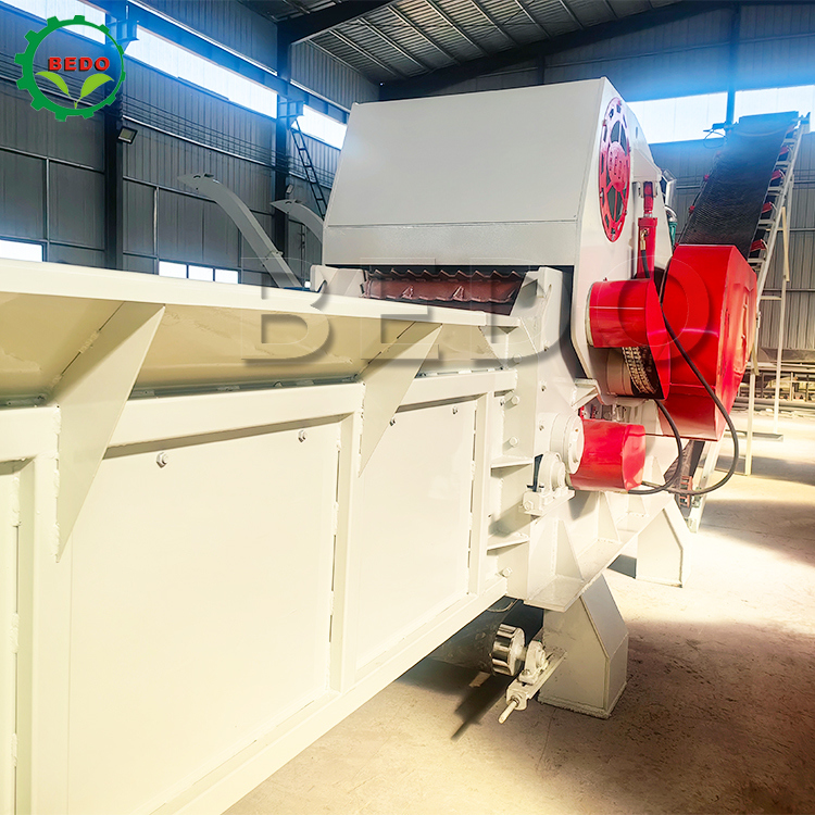 235HP Main Power Self-feeding Wood Chipper Machine Inlet Size 700*400mm for Heavy Duty Wood Chipping