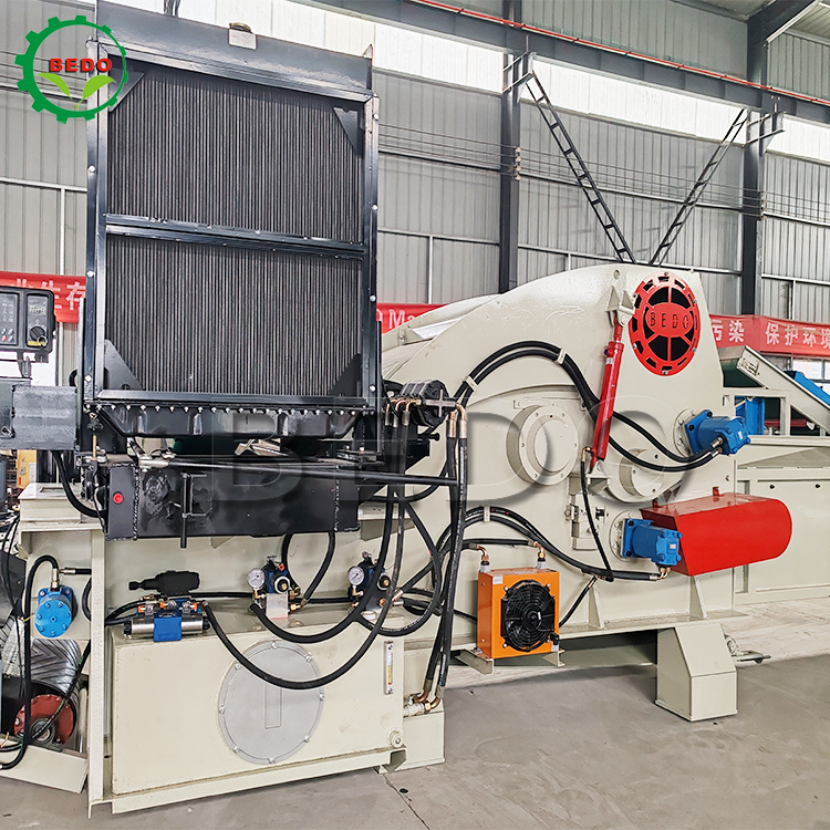 2pcs Blade Hydraulic Motor Wood Chipper Machine Smooth Feed Conveyor Industrial Drum Type Shredder