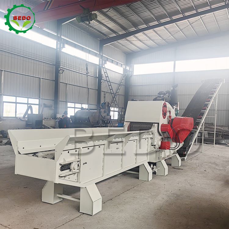 2pcs Blade Hydraulic Motor Wood Chipper Machine Smooth Feed Conveyor Industrial Drum Type Shredder