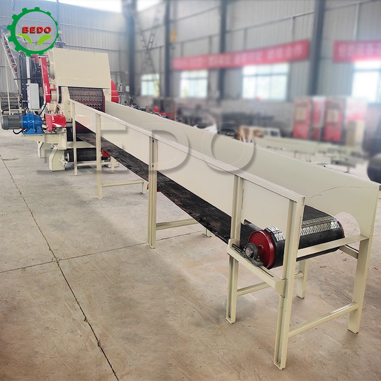 12-15t/h Capacity Diesel Wood Chipper Machine 25-35mm Chip Size Heavy Duty Industrial Shredder