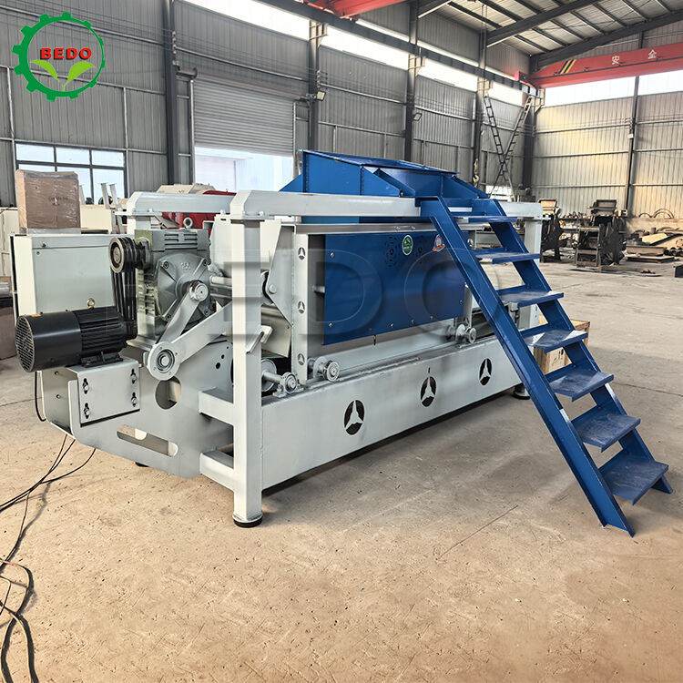 7.5kw*2 Main Shaft Power Wood Shavings Machine with 400-500 Kg/hour Capacity and High-quality Steel Material