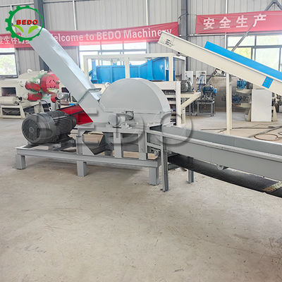 37KW Electric 6pcs Blades Wood Chipper Machine 4m Feed Conveyor Drum Type Shredder