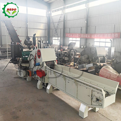Customizable Hydraulic Motor Feed Conveyor Wood Chipper Machine CE Certified Industrial Drum Shredder